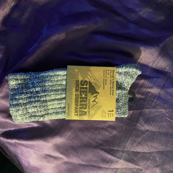 Women’s Leggings & Socks - Picture 3 of 5